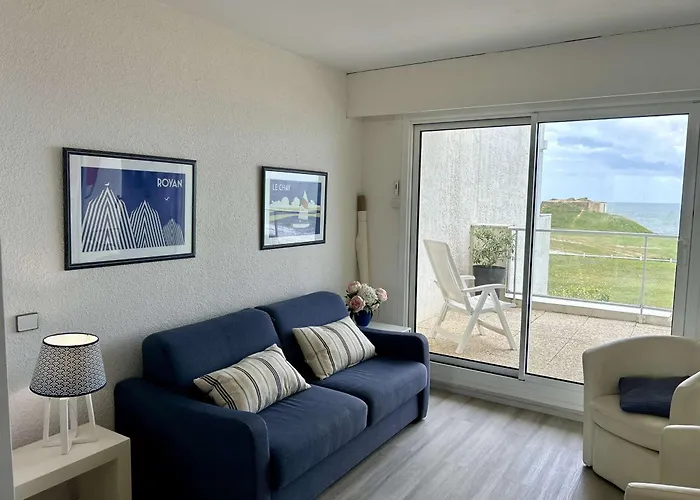 Apartment Avec Terrasse, Vue Sur L'ocean Et Parking A - Fr-1-494-33 *